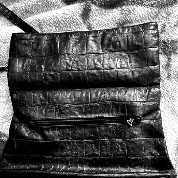 Nicole by Nicole Miller black gold over crossbody - Picture 7 of 12